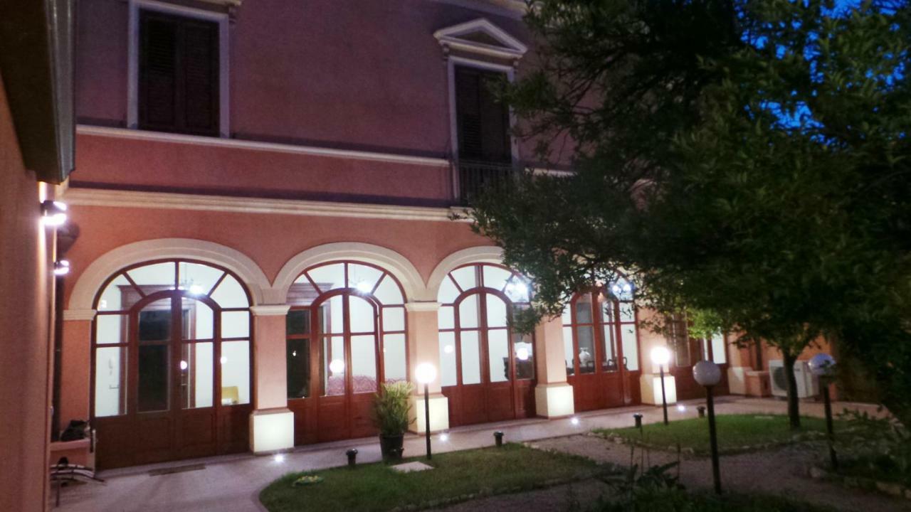 B&B Antica Villa Quartu SantʼElena Esterno foto