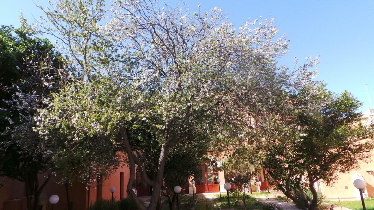 B&B Antica Villa Quartu SantʼElena Esterno foto